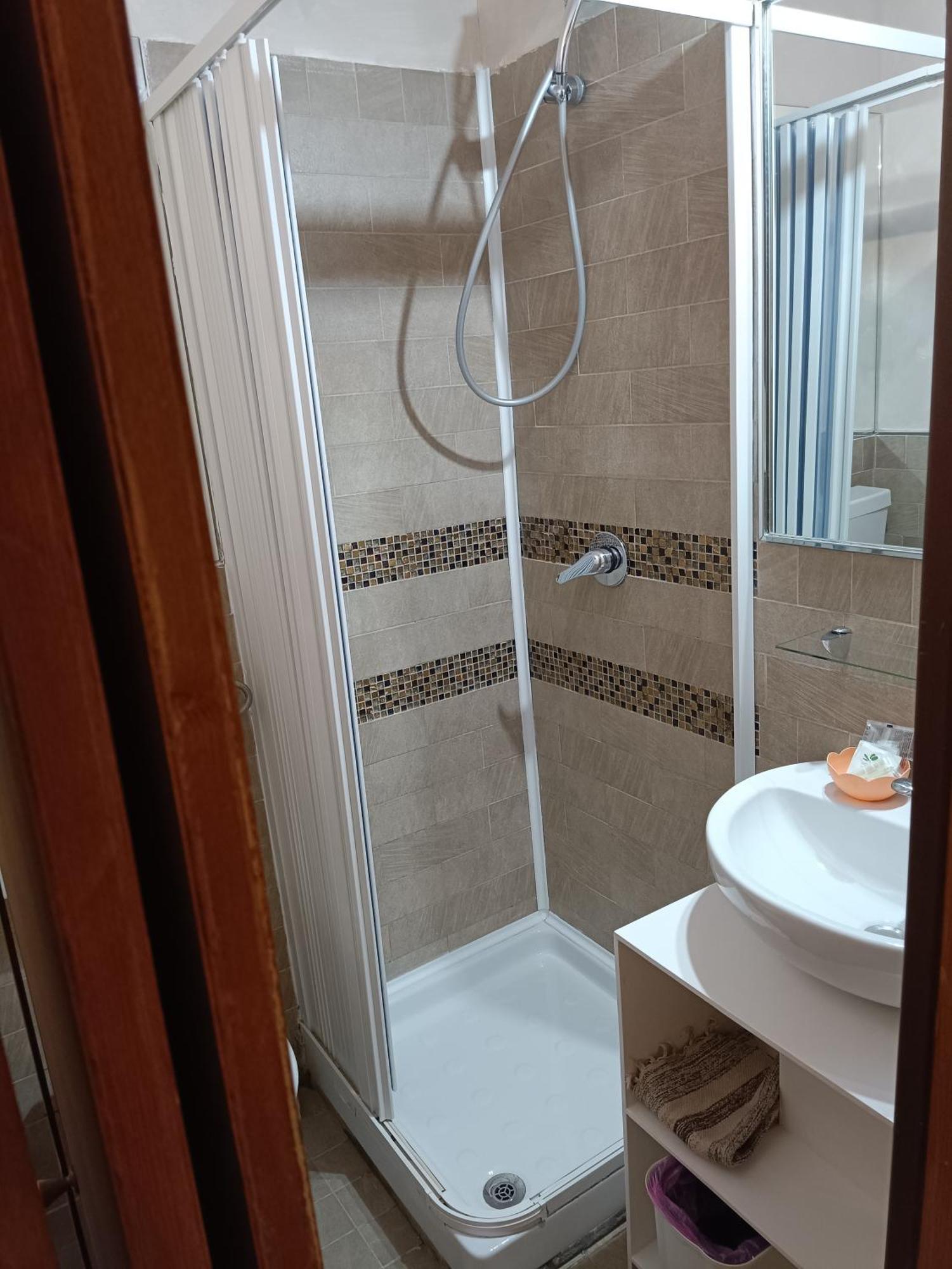 Enjoy Roma Bed & Breakfast Ngoại thất bức ảnh