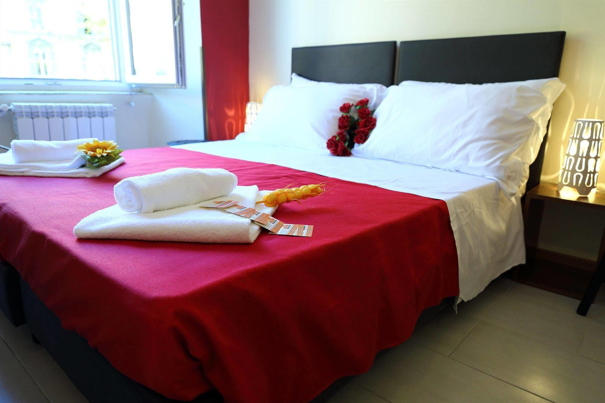 Enjoy Roma Bed & Breakfast Ngoại thất bức ảnh